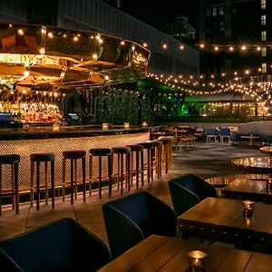 Moxy Nyc Times Square ניו יורק